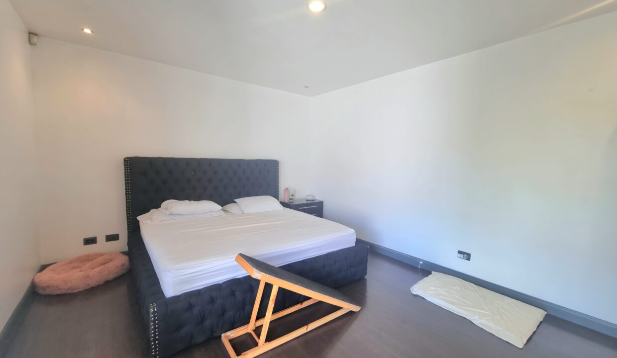 Screenshot_20260115_193136_Photos